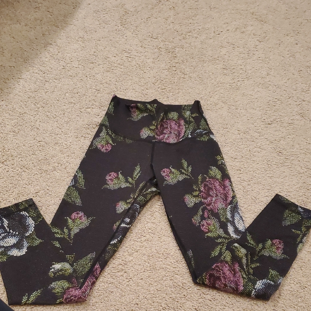 Lululemon Athletica  Floral Patterned Leggings